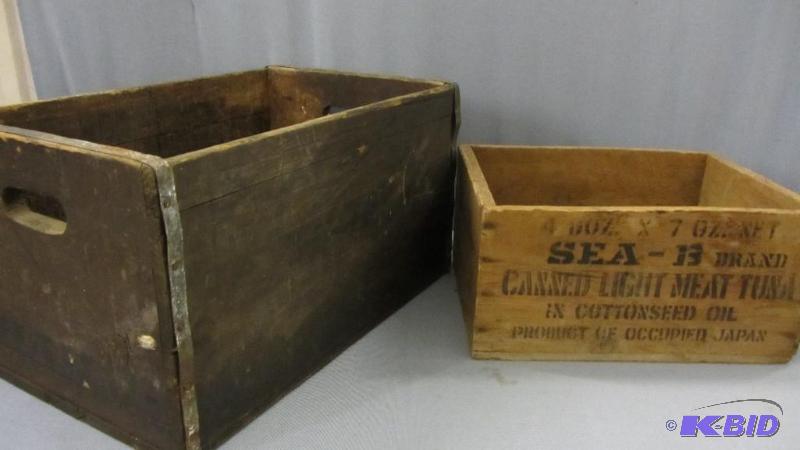lot 159 image: Vintage Wood Boxes
