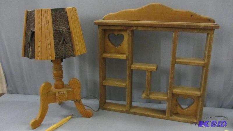 lot 164 image: Vintage Lamp, Shelf
