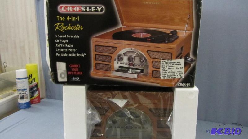 lot 178 image: Crosley 4 in 1 Music Center