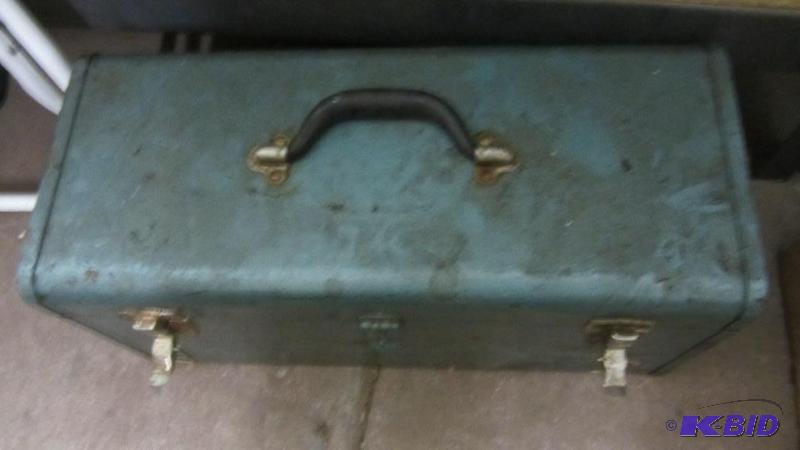 lot 200 image: Toolbox and Tools