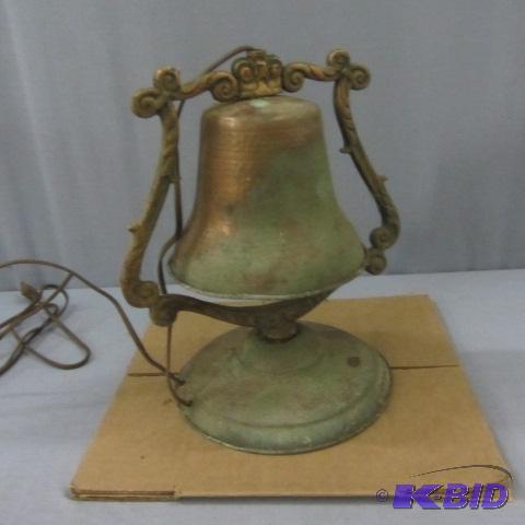 lot 77 image: Brass Bell Lamp