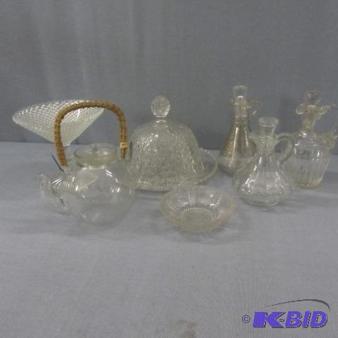 lot 86 image: Fancy Glass