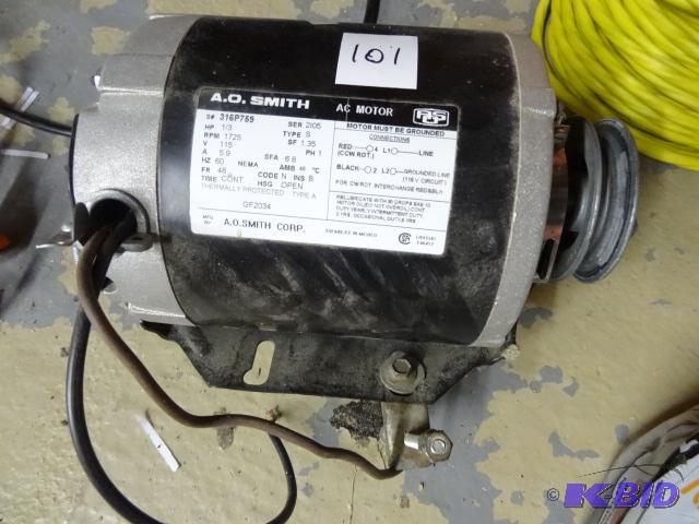 lot 101 image: AO Smith Electric motor. 113 HP 1725 RPM 115 ...