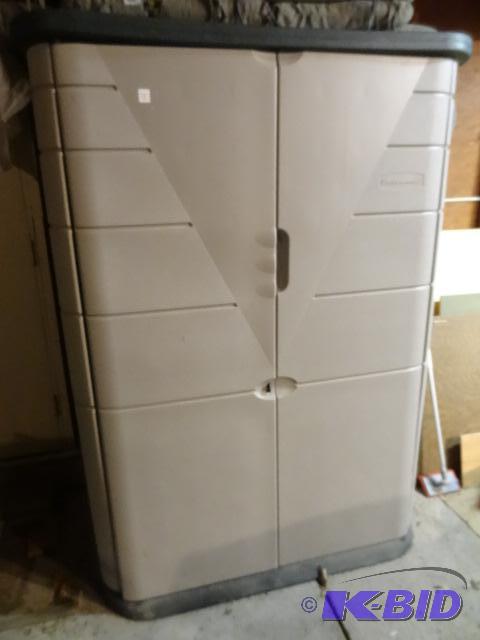 lot 13 image: Rubbermaid Otudoor Indoor Storage Cabinet. 54...