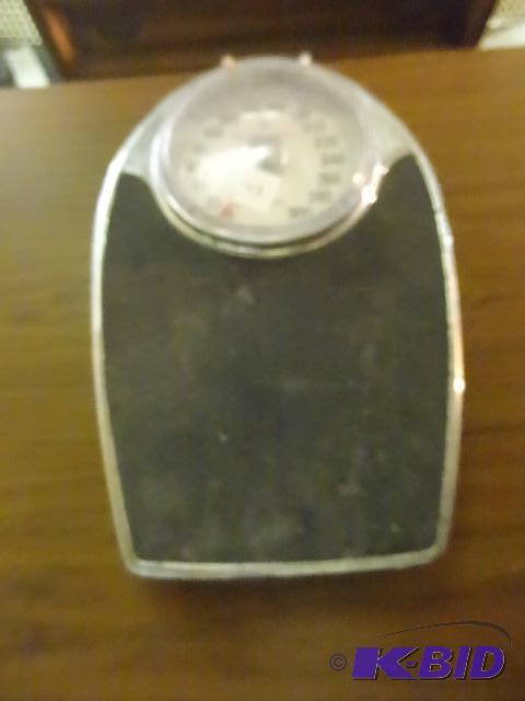 lot 145 image: Health O Meter Scale...