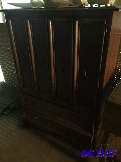 lot 147 image: Vintage Wood Armoir. 2 Doors and 2 Drawers. 4...