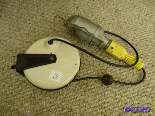 lot 163 image: Retractable Trouble Light...