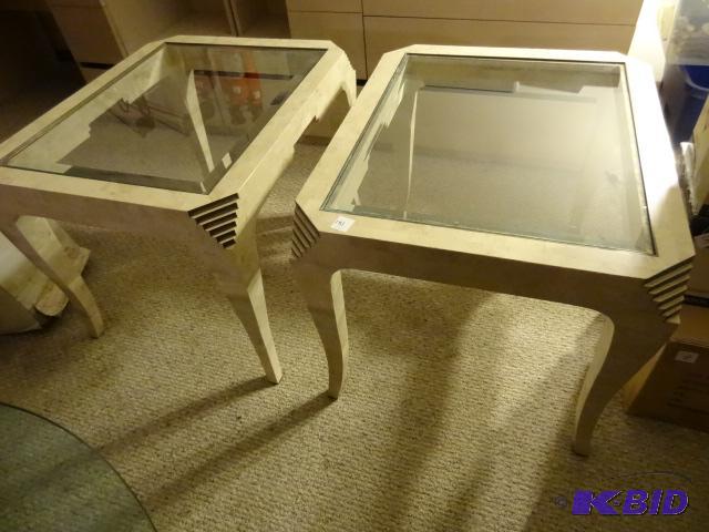 lot 181 image: 2 end Tables 28 X 23 X 21...