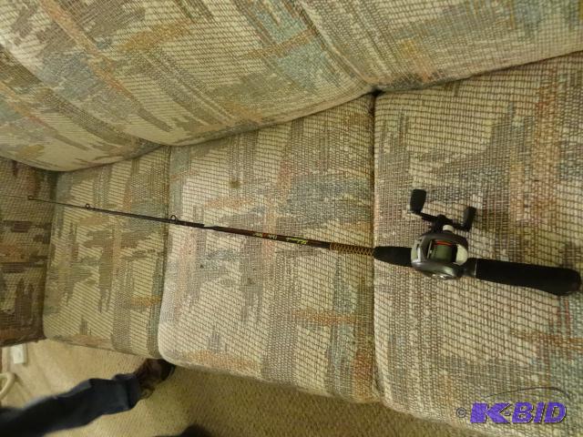 lot 201 image: ABU Garcia Cast Reel. Right Hand. With Shakes...