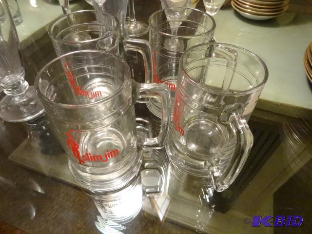 lot 261 image: 4 Slim Jim beer Mugs...