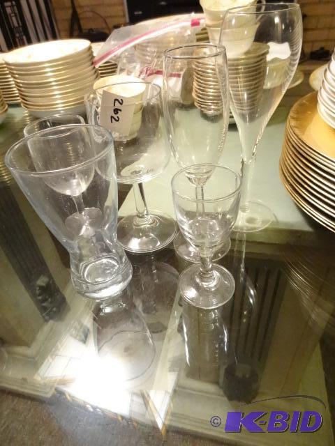 lot 262 image: 5 Misc glasses...