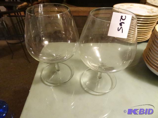 lot 265 image: 2 Brandy Sniffers...