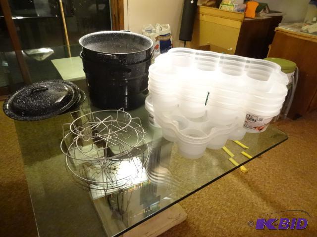 lot 294 image: 2 Canners. 2 Dip Baskets. 6 Jar Boxes. Stacka...