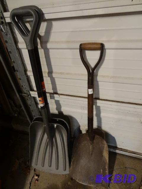 lot 39 image: 2 Plastic and 1 Steel Scoop Shovel...