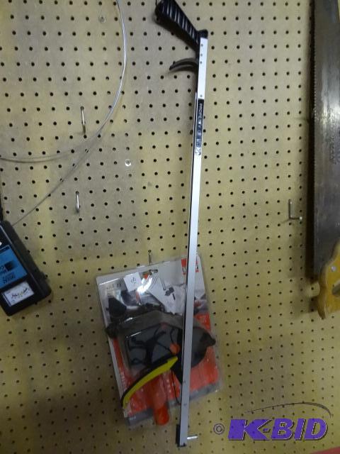 lot 89 image: Besset VAS-23 Strap Clamp, Extended Reach Cla...