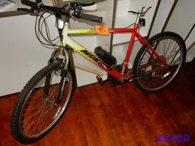 lot 95 image: 18 Speed Mountain Bike