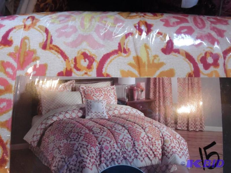Comforter set