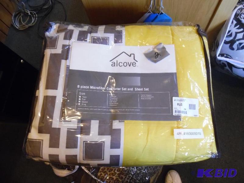 Comforter set