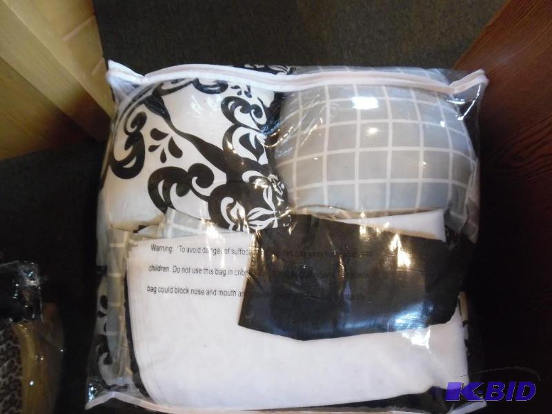 Comforter set