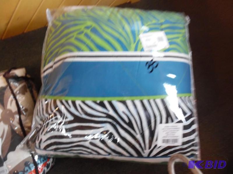 Comforter set