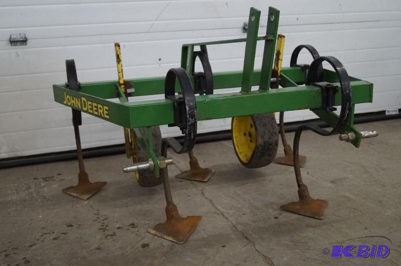 Cultivator