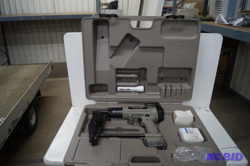 gas powered nailer