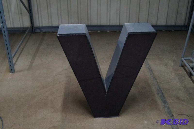 metal lighted letters