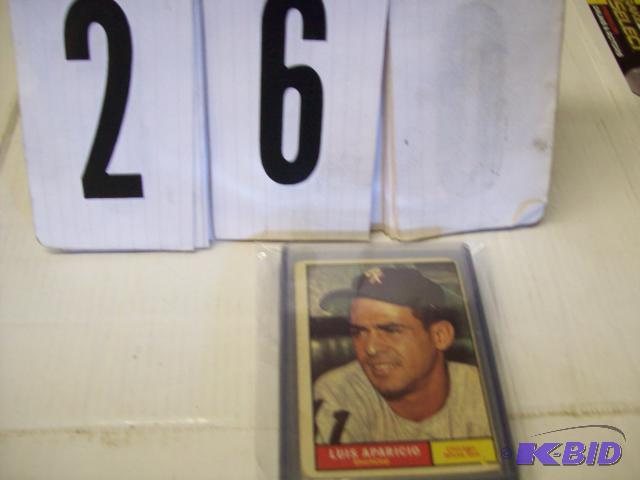 Lot of 5 1960s Baseball Cards - 2 Luis Aparic...