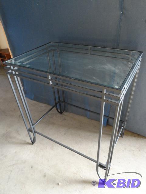 lot 158 image: Decorative table with glass top, 42&quotH, 3...