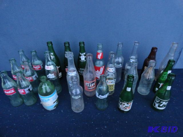 lot 178 image: Early glass soda bottles A&ampW, Dr. Pepper...