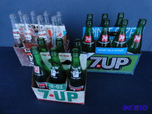 lot 179 image: Glass soda bottles with cardboard cartons 7u...