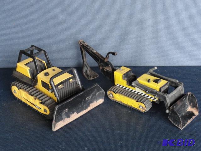 lot 190 image: Tonka Dozer and Backhoe Loader...