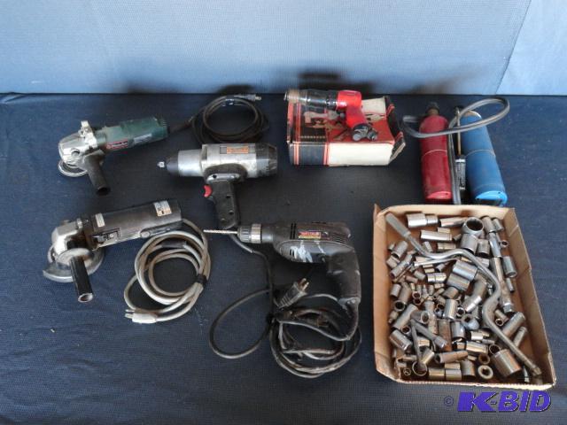 lot 216 image: Electric power tools Drill, 12" impact...