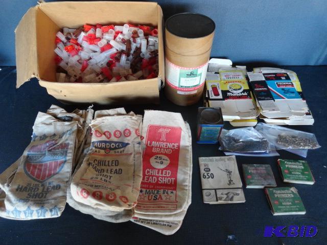 lot 218 image: Shell reloading supplies powder bags- Murdoc...