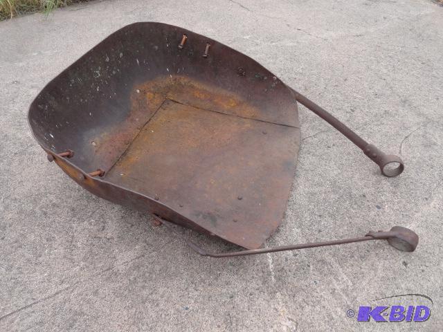 lot 22 image: Antique dirt bucket...