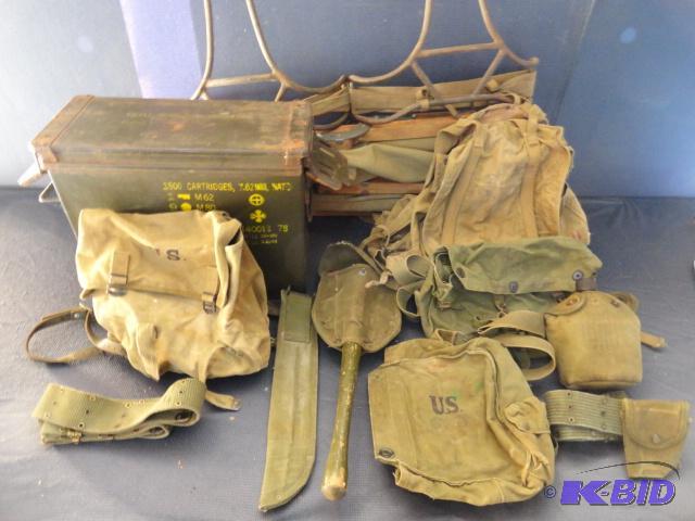 lot 230 image: Military items Ammo can, gas mask bag, cante...