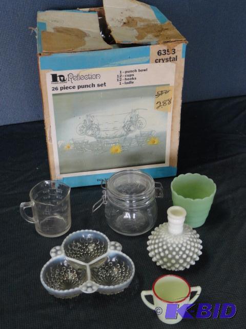 lot 44 image: Punch bowl set (missing two cups), Anchor Hoc...