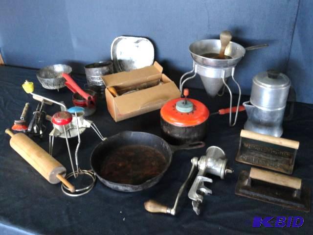 lot 54 image: Selection of Kitchen items Cast iron press, ...