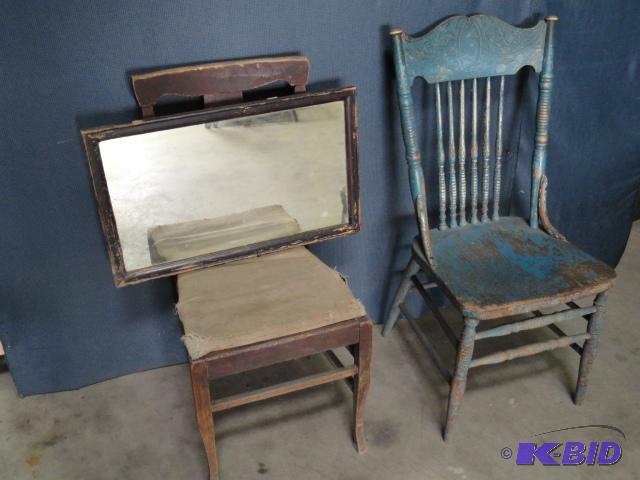 lot 82 image: Oak chairs, one decorative, comes with 16x26&...