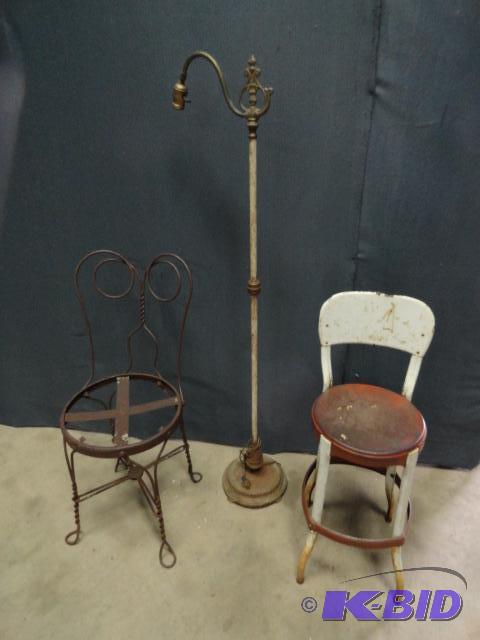 lot 87 image: Ice cream chair frame, original Cosco metal s...