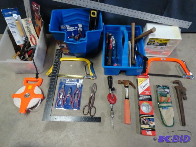 lot 91 image: Assortment of hand tools organizers, squares...