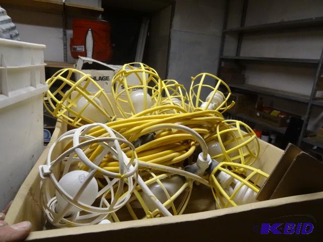 lot 172 image: Temporary Construction Light Set...
