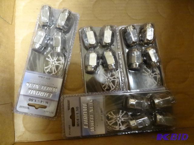 lot 176 image: Chrome Wheel Nuts M14-1.50 Qty 16...