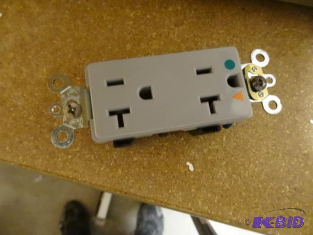 lot 179 image: Leviton 16362-IGG Outlets. Qty 10...