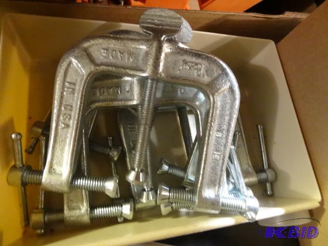 lot 278 image: 3 way Clamp. Qty 4...