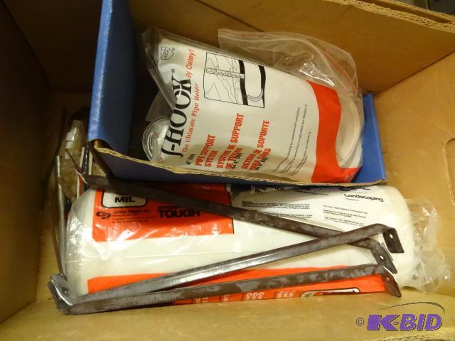 lot 332 image: Roll of Poly. J Hooks...