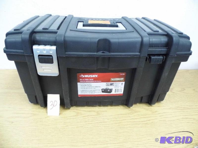 lot 30 image: Husky 22 Tool Box