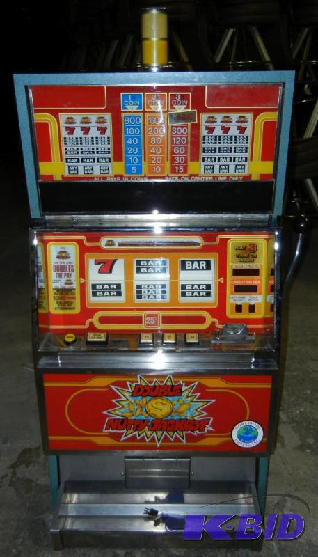 Double jackpot gems slot machine