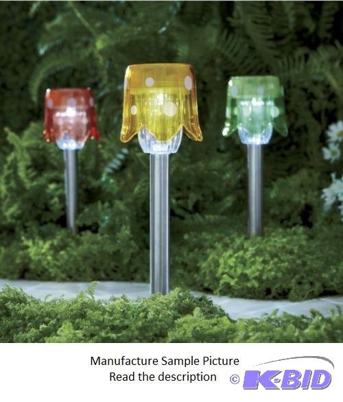 lot 192 image: Set of 3 Solar Lights - Sunlight by day, mush...