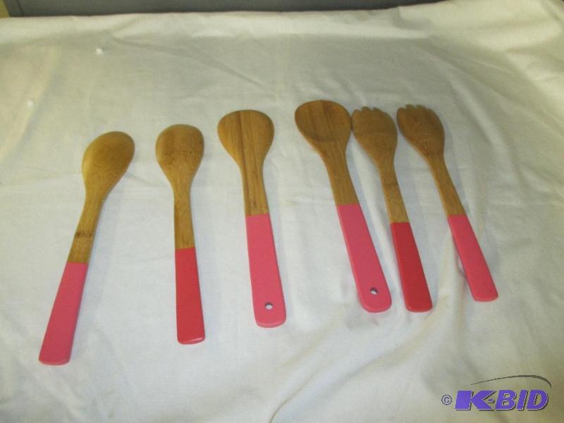 6 Bamboo utensils